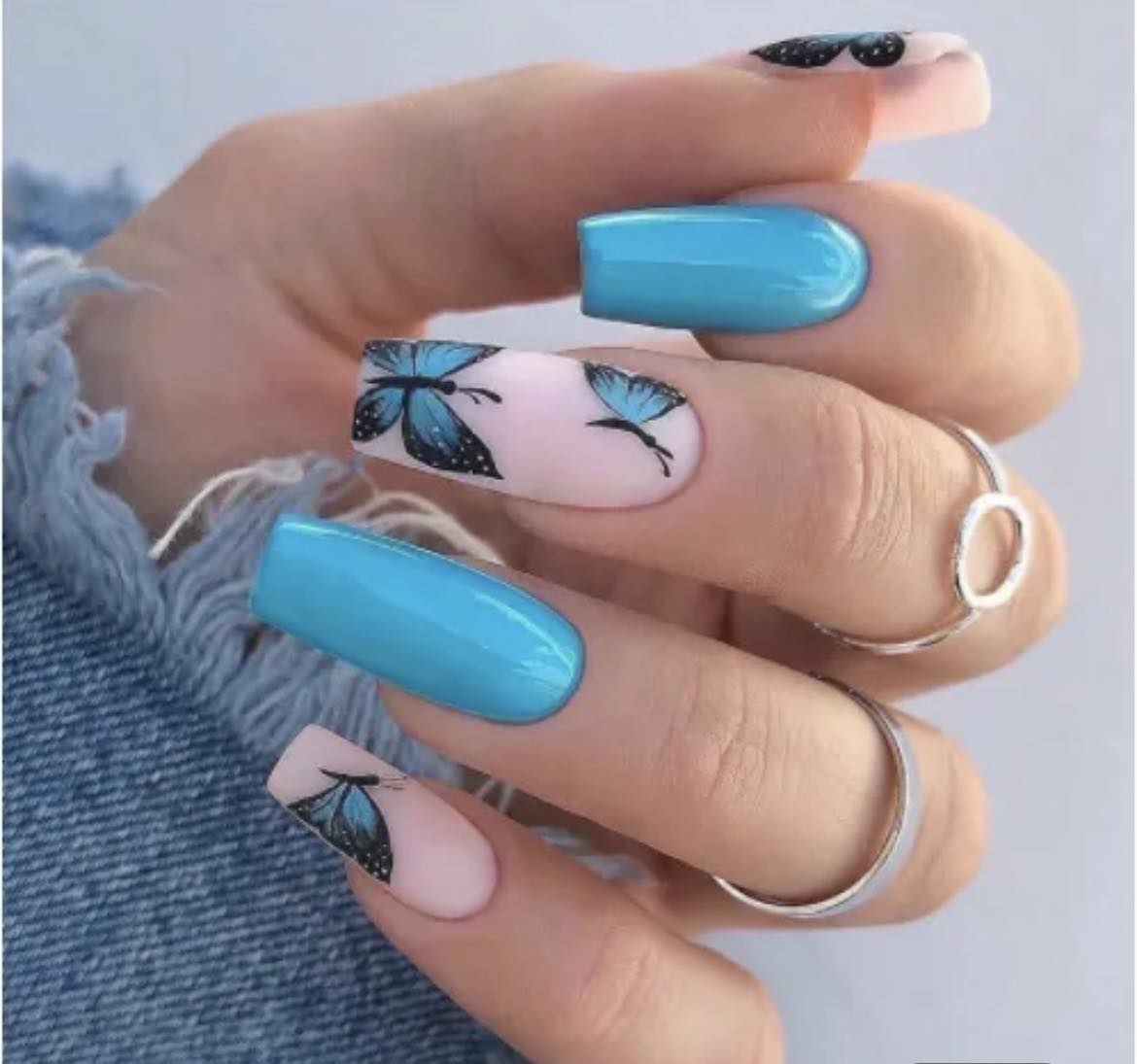 Medium Length Coffin Press on Nails. Turquoise & Butterflies. Easy and quick to apply. Great for those special occasions, parties or add an edge to any outfit. Gorgeous, flattering and you can re-use them again and again.