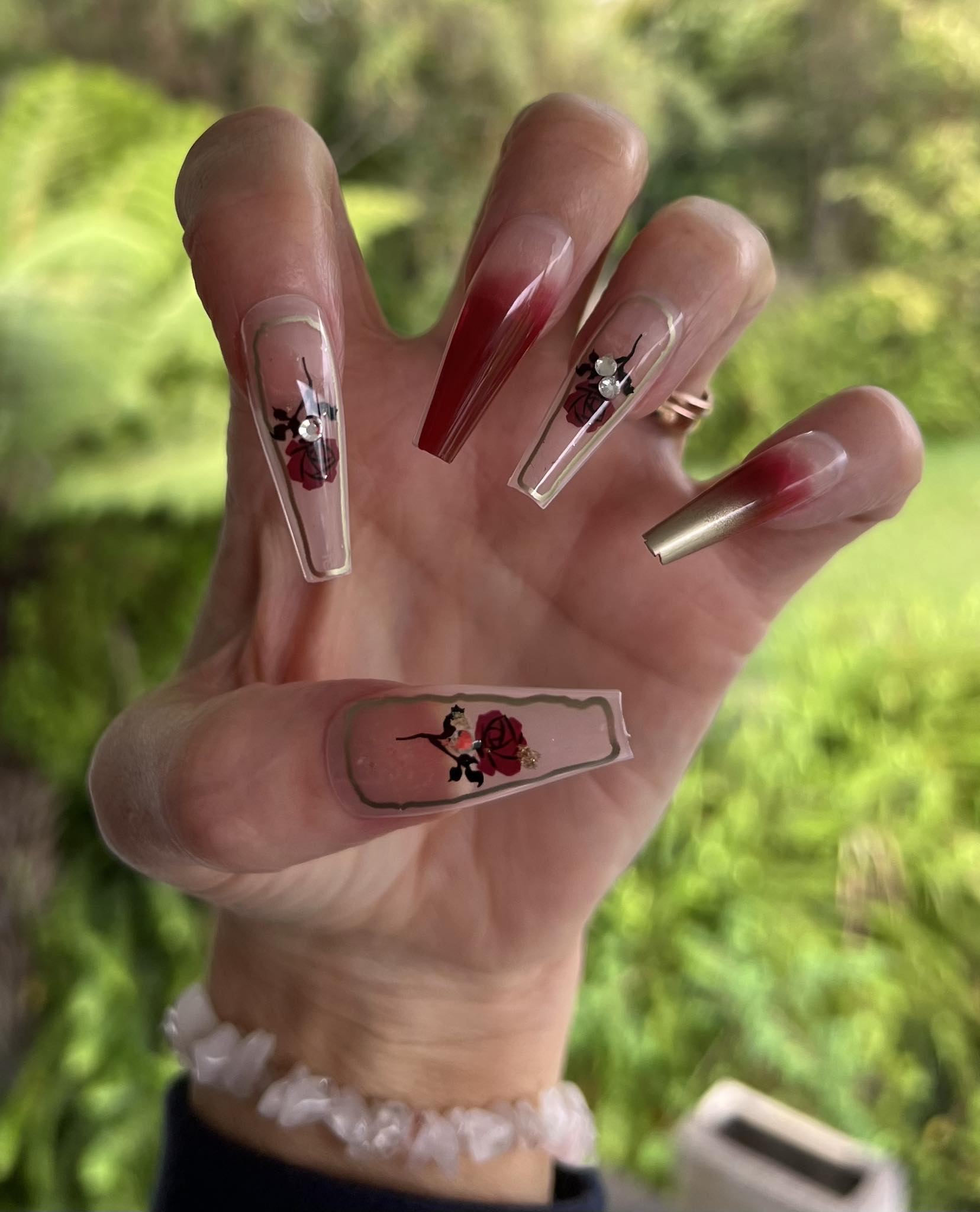 Long Coffin Press on Nails. Red Ombre with Gold Tips, Rose & Jewel. Easy and quick to apply. Great for those special occasions, parties or add an edge to any outfit. Gorgeous, flattering and you can re-use them again and again.