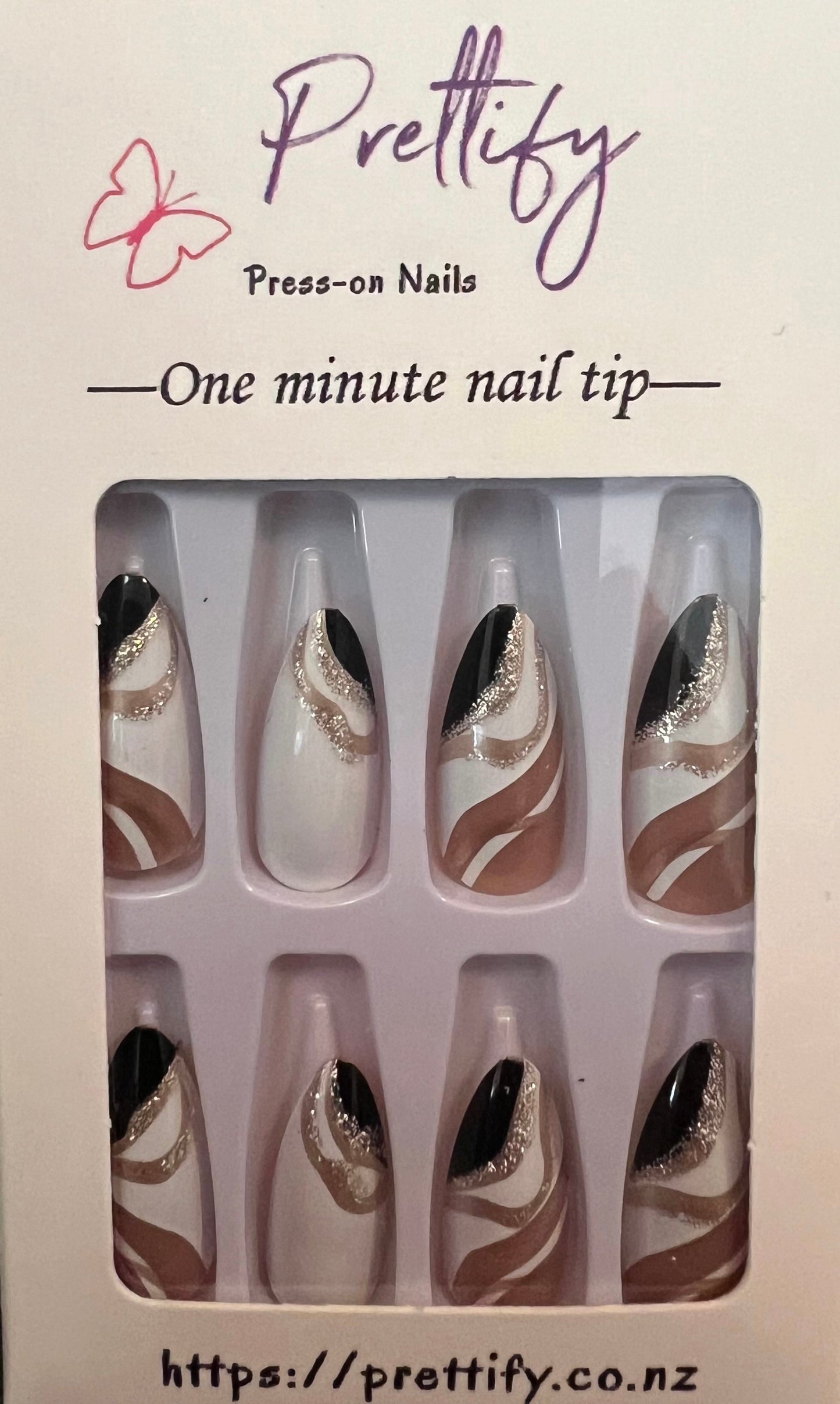 Black & White with Glitter & Gold Swirls - Almond #W529