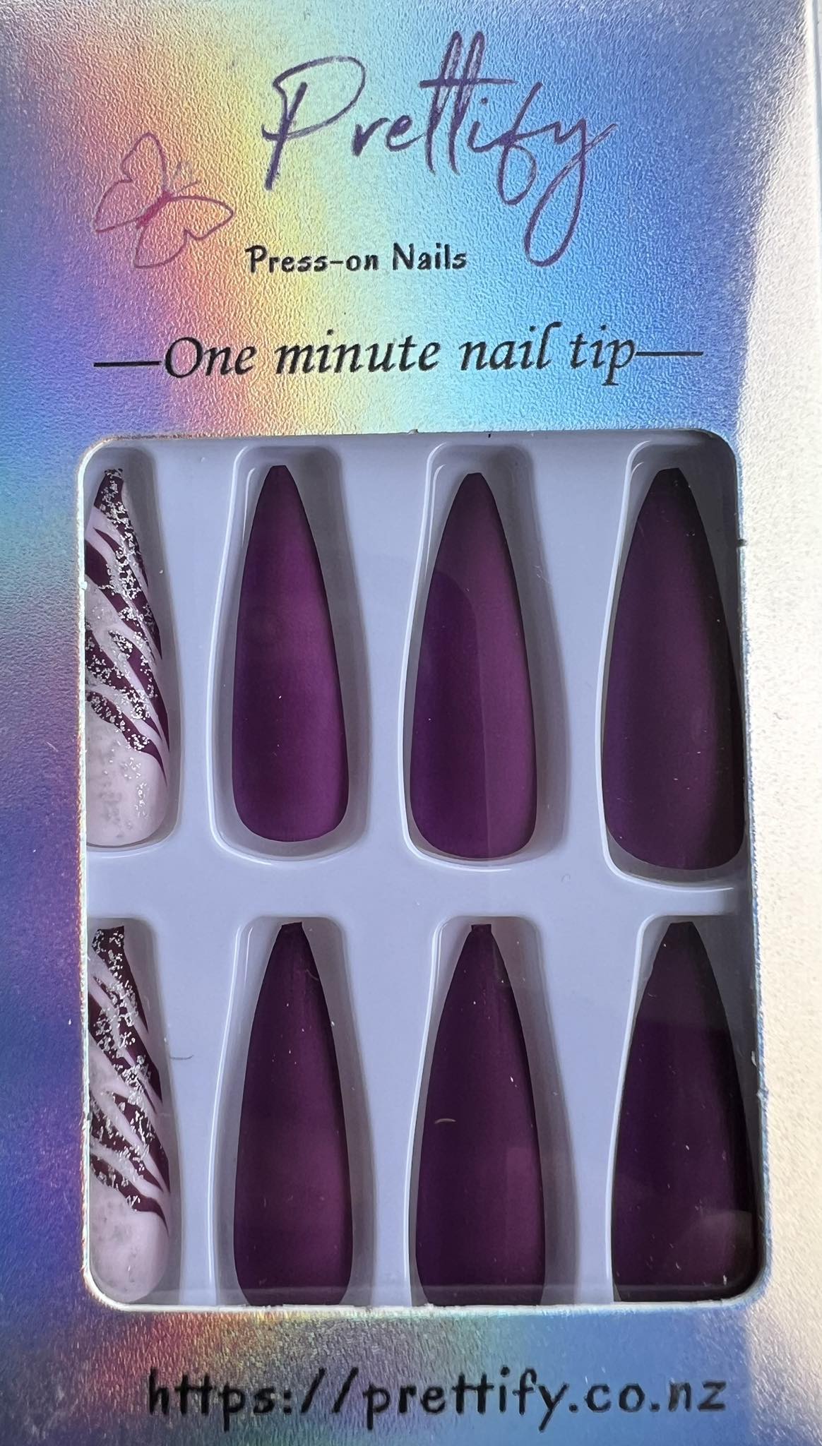 Plum & Pale Pink - Stiletto Press on Nails 24pcs.