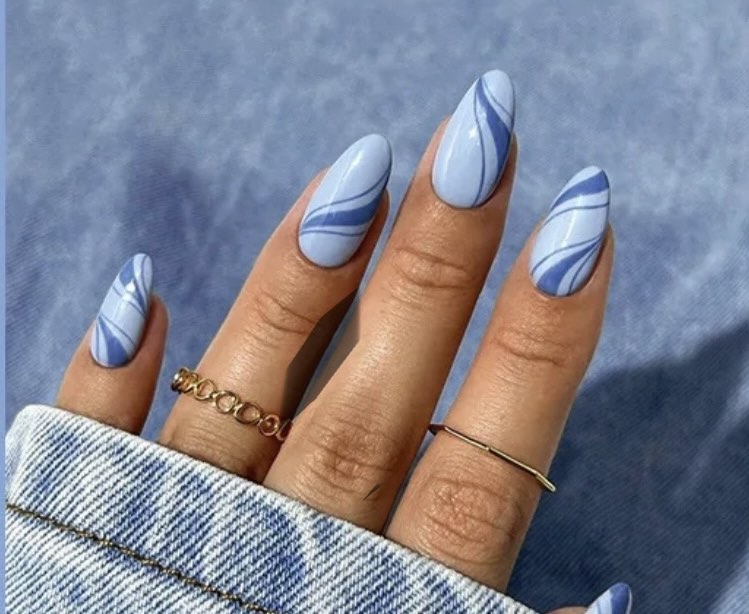 Pale Blue & Dark Blue Swirls - Oval Press on Nails.