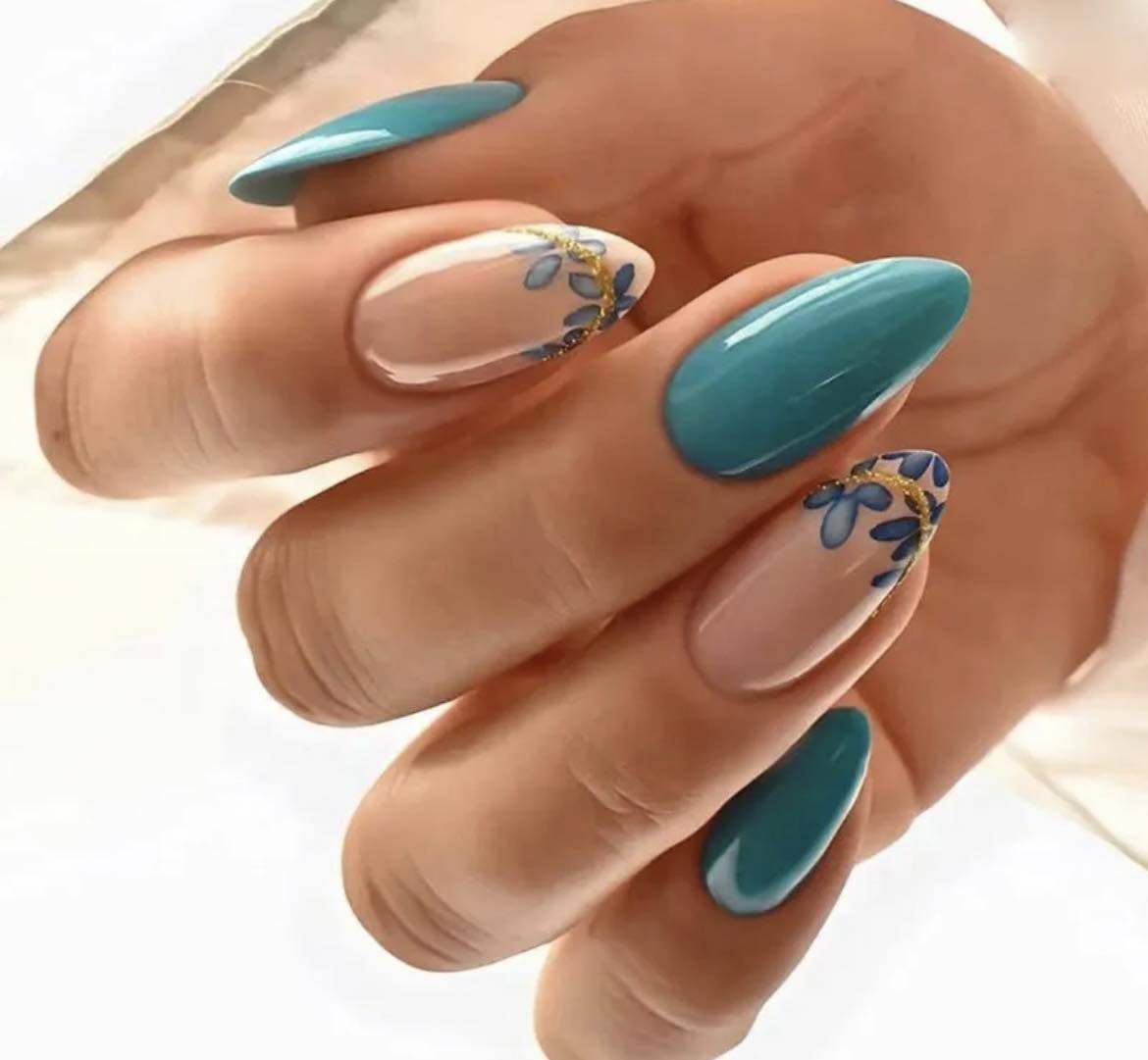 Almond Press on Nails. Cool Teal & Pale Pink with Blue Flowers. Durable Acrylic Press on Nails. Easy and quick to apply. Great for those special occasions, parties or add an edge to any outfit. Gorgeous, flattering and you can re-use them again and again.
