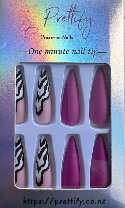 Deep Magenta & Black & White Pattern - Stiletto #W662