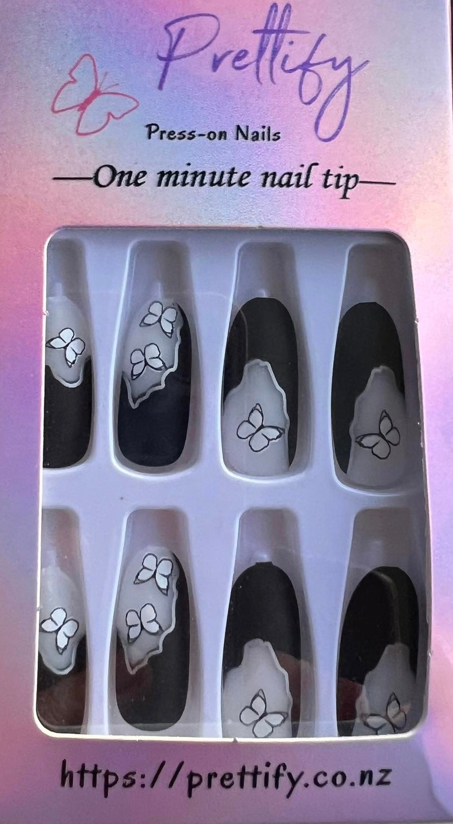 Black & Clear with White Butterflies - Oval Press on Nails #W028