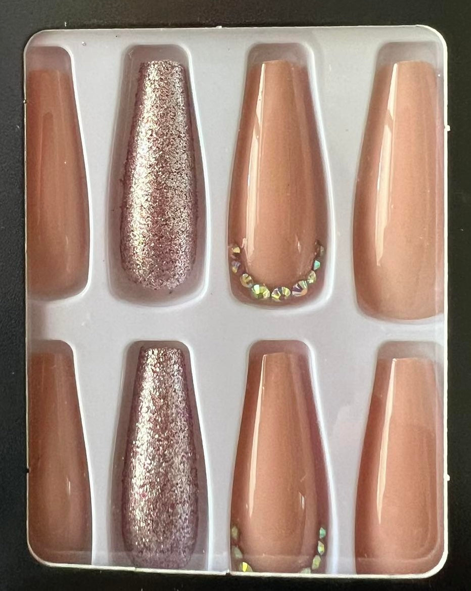 Long Coffin Press on Nails. Mocha with Glitter & Jewels. Easy and quick to apply. Great for those special occasions, parties or add an edge to any outfit. Gorgeous, flattering and you can re-use them again and again.