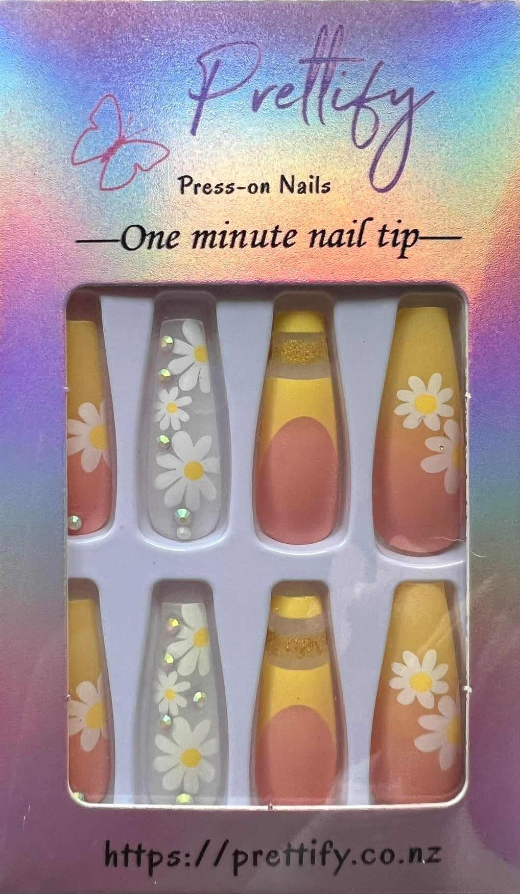 Long Coffin Press on Nails. Yellow & Clear with Daisies. Durable Acrylic Press on Nails. Easy and quick to apply. Great for those special occasions, parties or add an edge to any outfit. Gorgeous, flattering and you can re-use them again and again.
