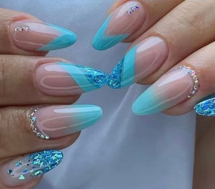 Turquoise Tips with Turquoise Glitter & Jewels - Almond #Z670