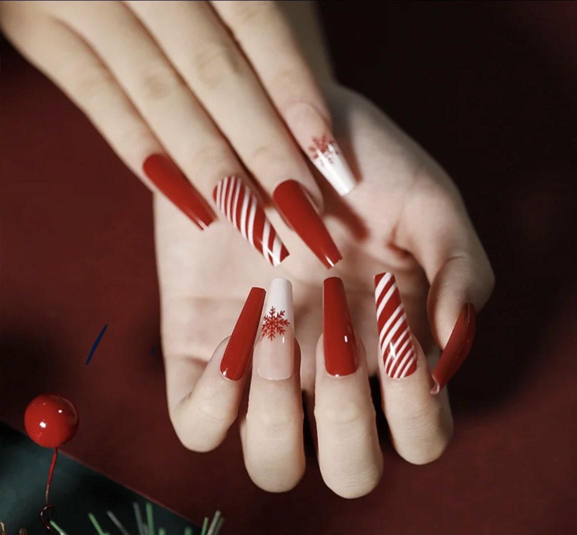 Christmas Theme - White Tips & Red & White Stripes & Snowflakes
